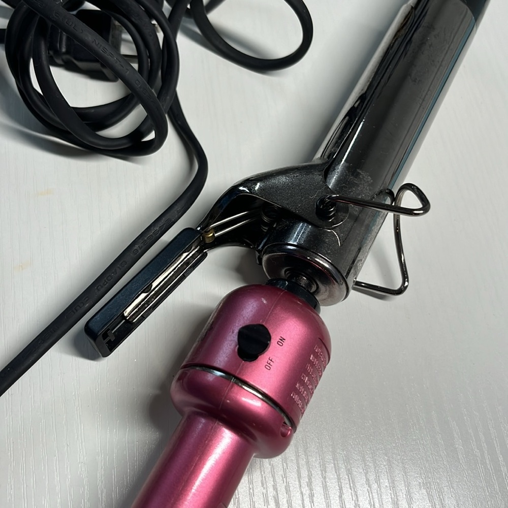Hot shot tools. Curling iron